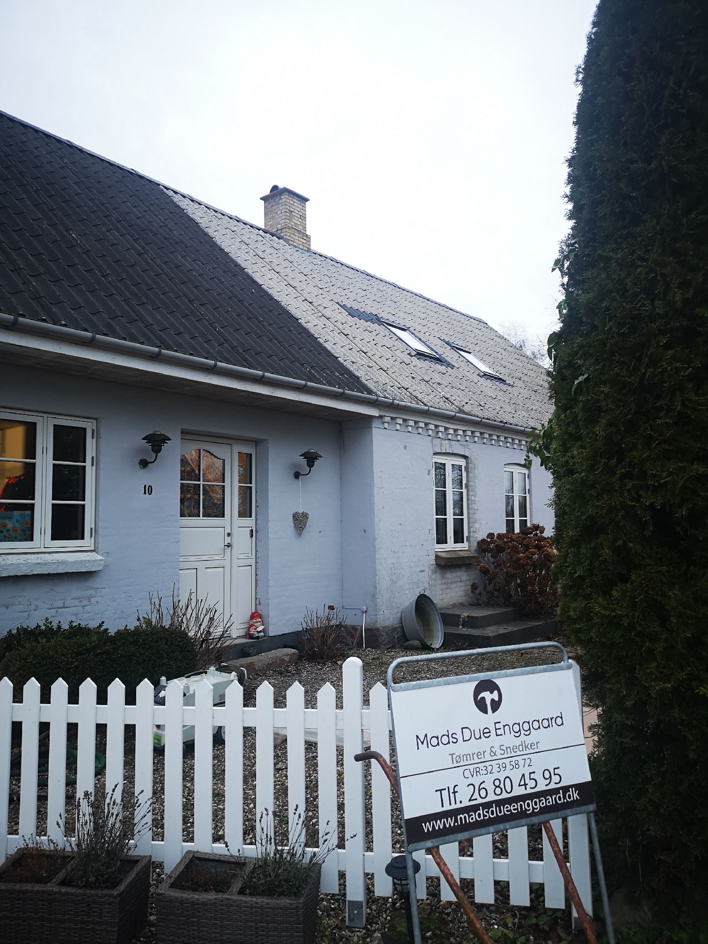 Isætning af tagvinduer så disse passer med indvendige lysninger.